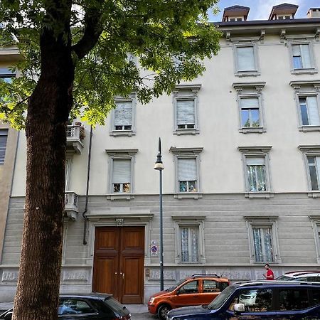 Elegante E Accogliente Appartamento A Torino Exterior photo